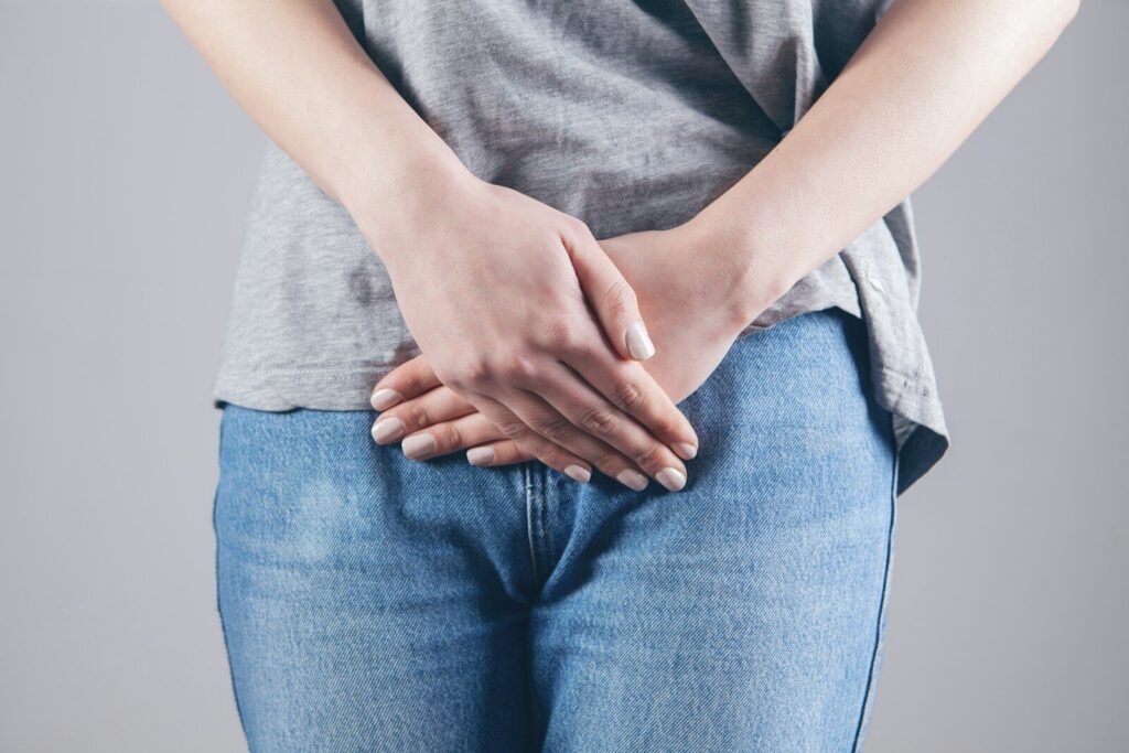 mal au ventre femme SPM