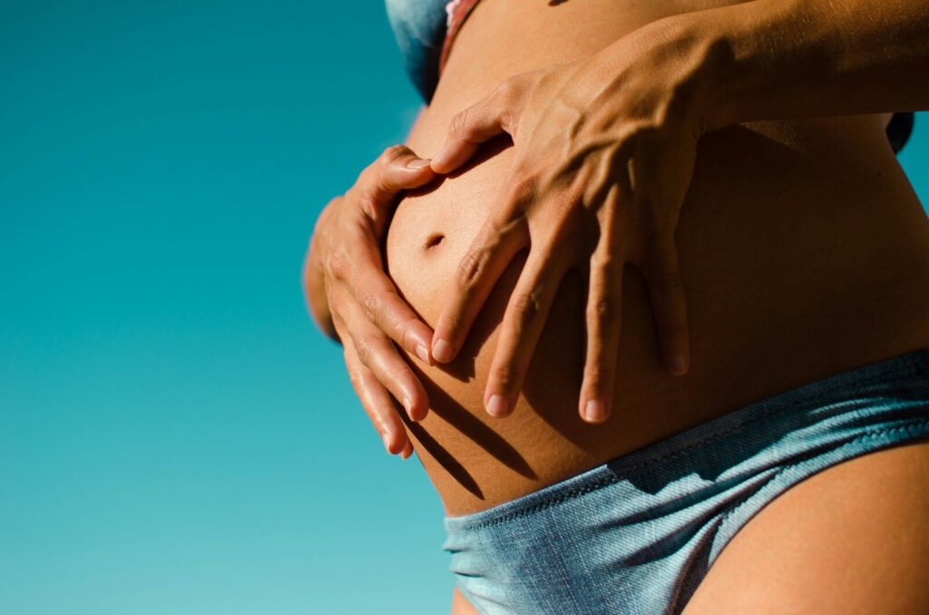 Ventre femme enceinte grossesse
